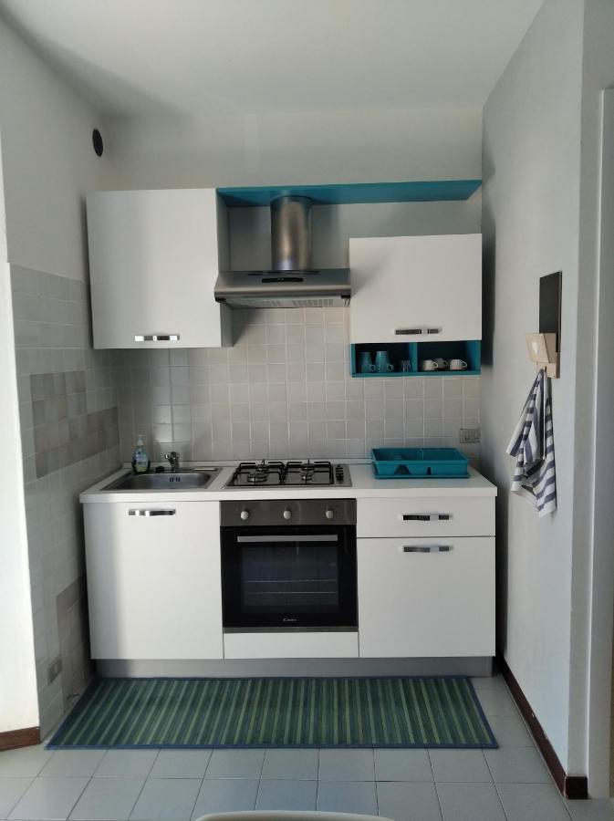 Apartamento Tra La Stazione E Il Lago Verbania Exterior foto